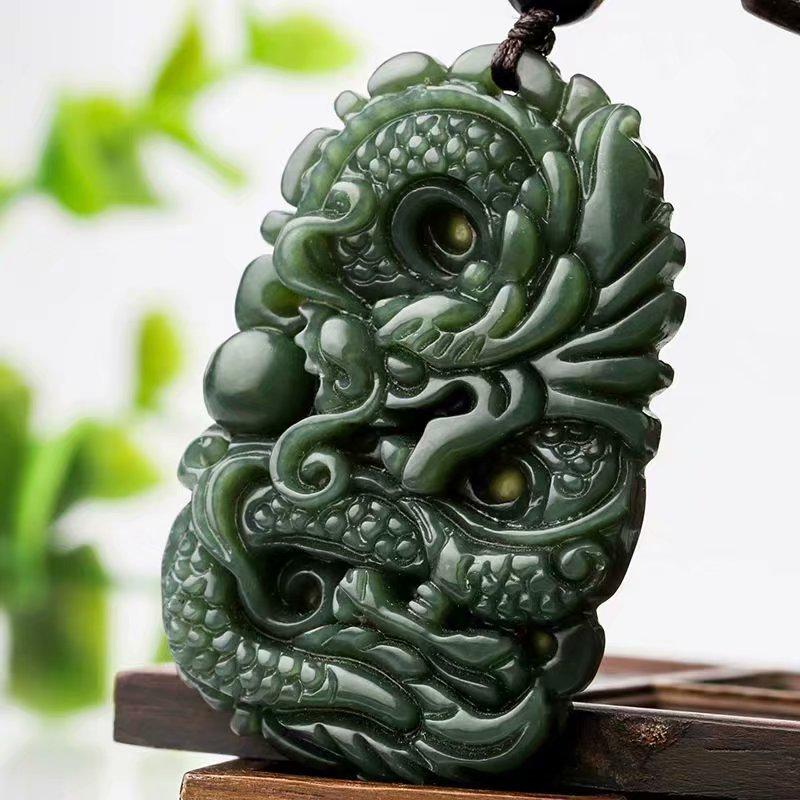 Пендент-талисман из нефрита Хэтянь (Синьцзян) - Дракон и Жемчужина, Знаки Зодиака - Черно-зеленый