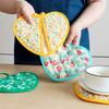 1Pc Fruit Flowers Printed Cotton Heart-shaped Insulation Pad Thickened Anti Scalding Oven Gloves Kitchen Baking Tool