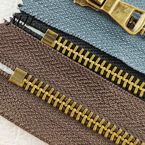 Non Separating Zipper 20Pcs Retro Bronze Closed-End Set, Heavy Duty Metal Y-Teeth Sewing Tape Replacement, for DIY Handbags Pockets Set