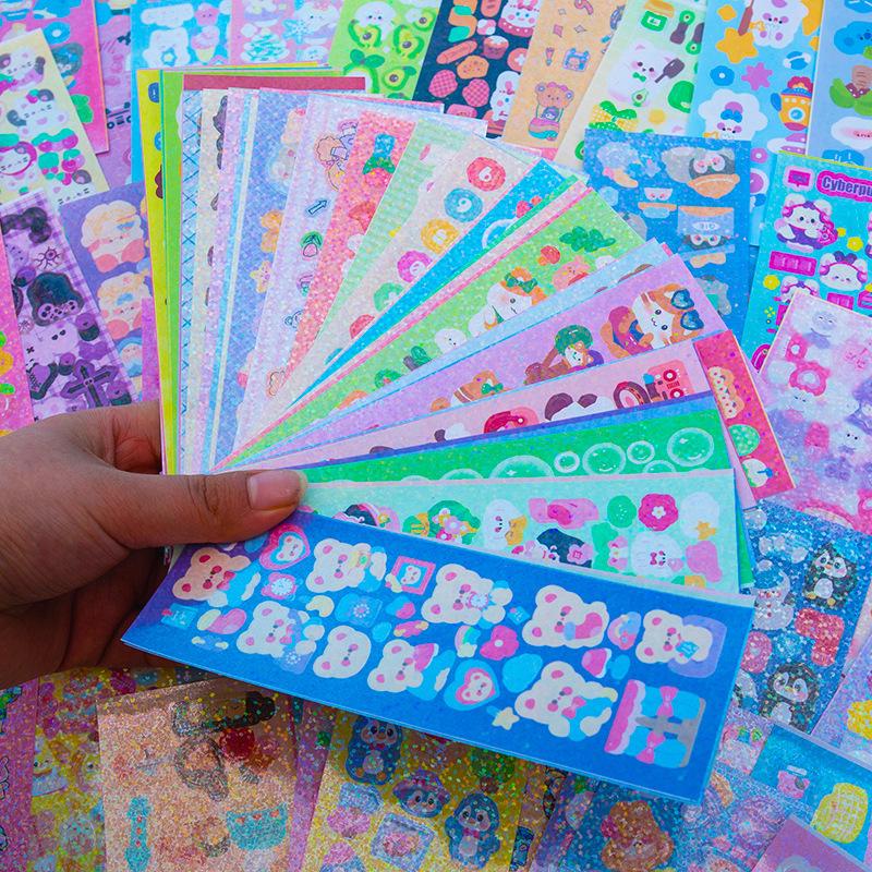 Guka 200 Parça Kore Tarzı Lazer Çıkartma Hediye Paketi - Yüksek Değerli Rastgele Karışım