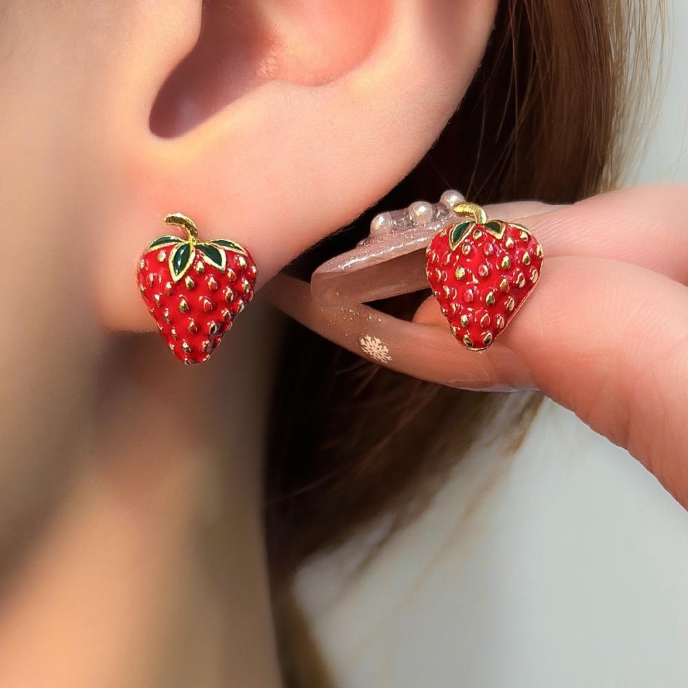 

Cute Sweet Red Enamel Strawberries Small Stud Earrings for Women Girls New Korean Trendy Charm Fruit Jewelry Accessories Gifts червоний