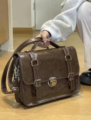 Geantă Crossbody Retro cu Cataramă pentru Toamnă Iarnă - Stil Uniformă JK Japoneză, Geantă Casual de Modă pentru Navetă