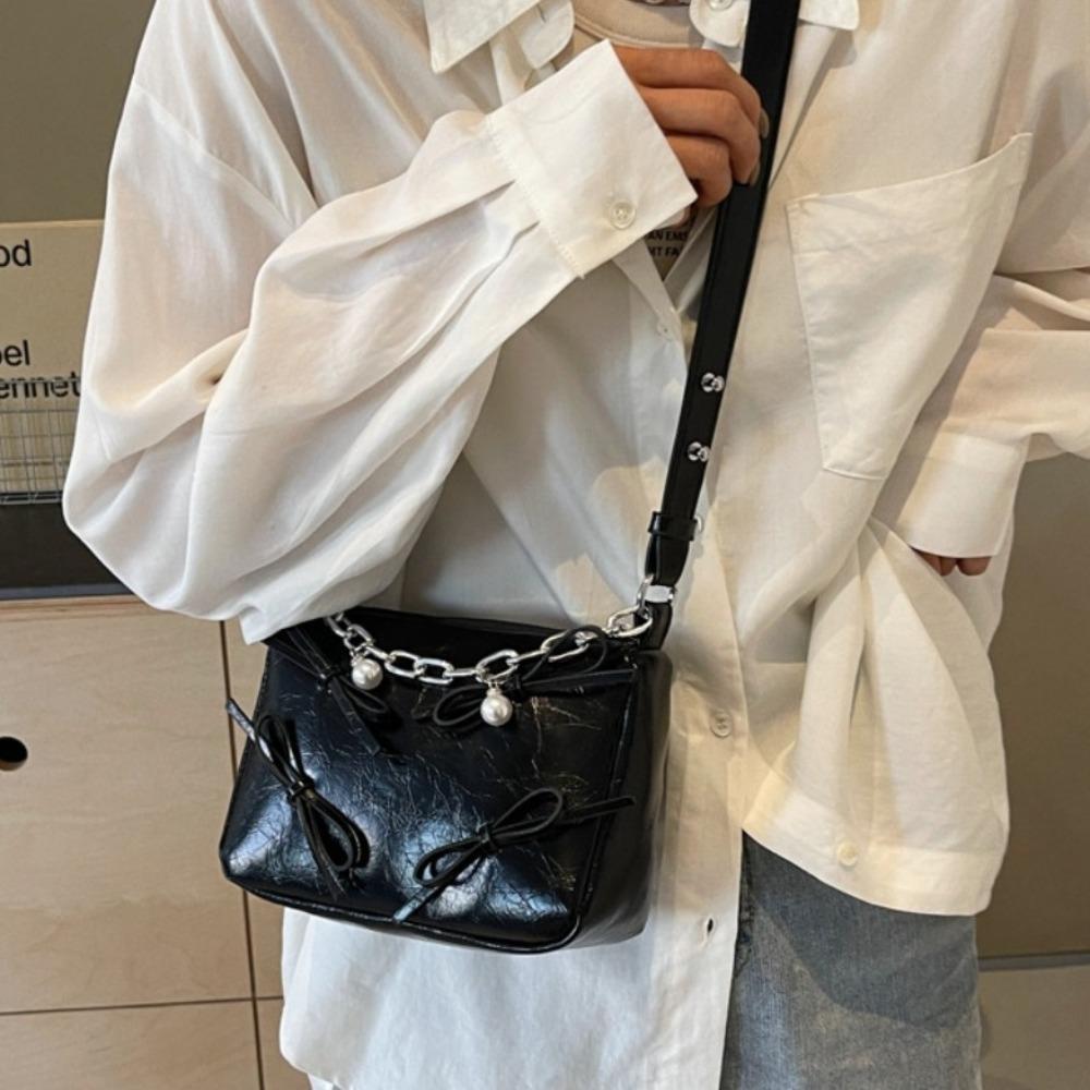

Bowknot PU Leather Bag Pearl Chain Crossbody Bag Trendy Messenger Bag