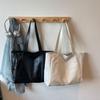 Large-capacity Tote Bag, Simple New Trendy and Fashionable Commuter, Portable Shoulder Large Bag, Solid Color Women's Bag, Underarm Bag.