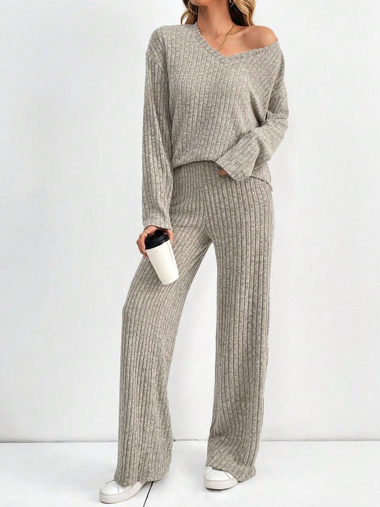 Women's Autumn 2025 Fashion: V-Neck Rib-Knit & Straight-Leg Pants Set