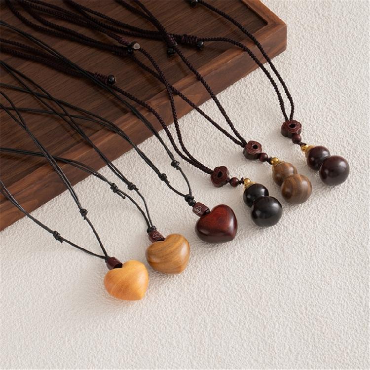 Lightweight Zinc Alloy and Wood Pendant Necklace Featuring Adjustable Chain for Sensitive Skin and Fashion Versatility