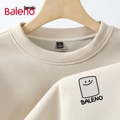 Teplé oblečení – Mikiny a halenky