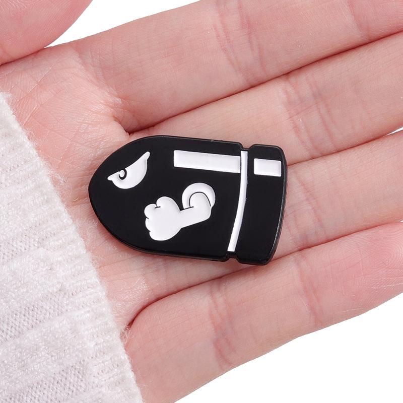 

Персонажи из картонной коробки с бомбой, забавные эмалевые броши, металлические значки, шляпа, джинсовая булавка для лацкана, ювелирные изделия, подарок для детей