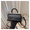 Premium bag women's spring and summer new fashion casual messenger bag women's portable small square bag