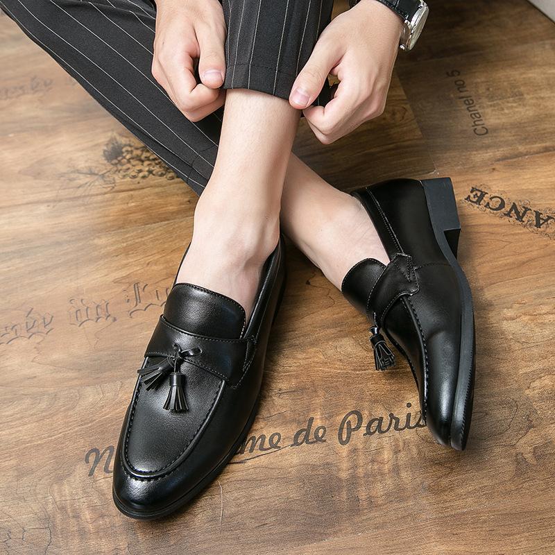 Spring and Autumn Men's British Casual Pointed Leather Shoes Platform Lazy One Foot Doudou Shoes Tassel Loafers Men's Shoes