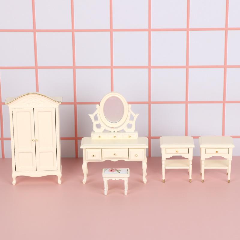 1 Set Miniature European Bedroom Furniture 1:12 Dollhouse Kitchen Scene Cooking Table Sink Cabinet Model Toy Dolls Accessories
