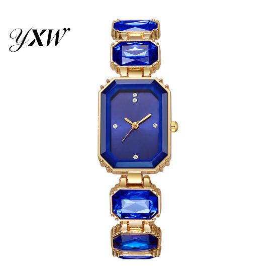 Date Night Uhr für Damen Armband Quarz Funkelnder Strass Rechteckiges Zifferblatt Faux Diamant Armbanduhr Elegante Schmuck Uhr