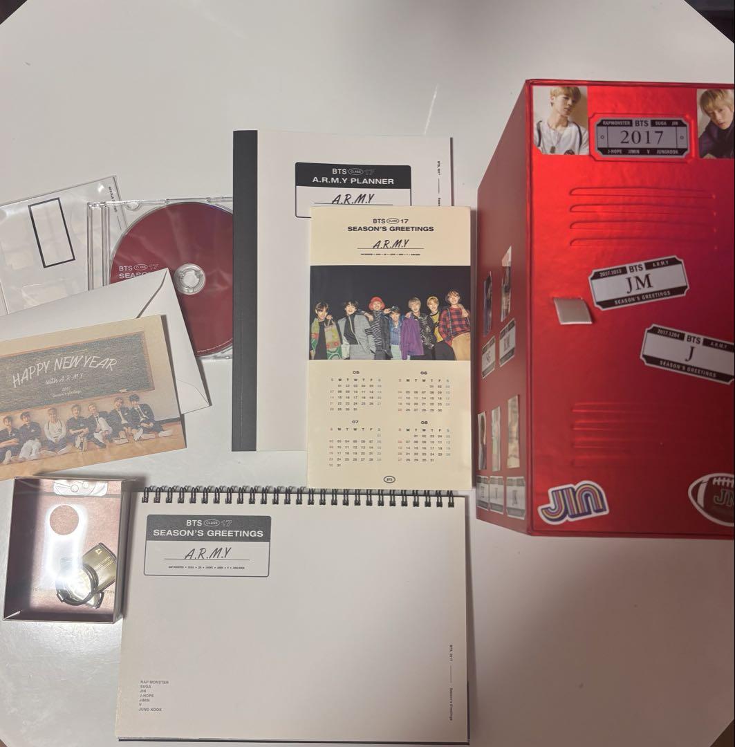 

[USED] BTS SEASON S GREETINGS 2017