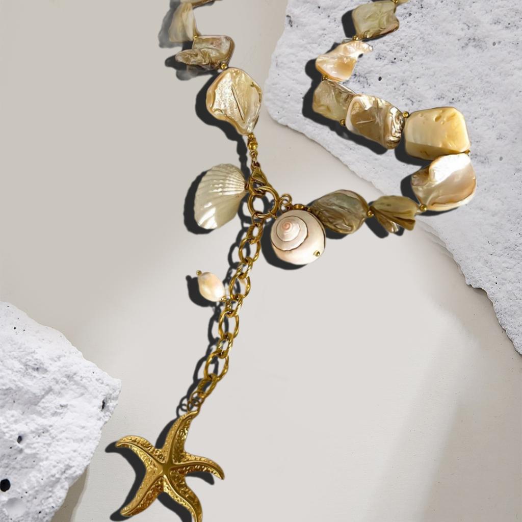 Shell Starfish Necklace Statement Necklace Starfish Pendant Necklace Exaggerated Neck Jewelry for Summer Beach Wear