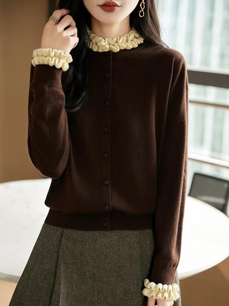 2025 Herbst Damen Schlankmachender Wollmischpullover mit Muschelkragen