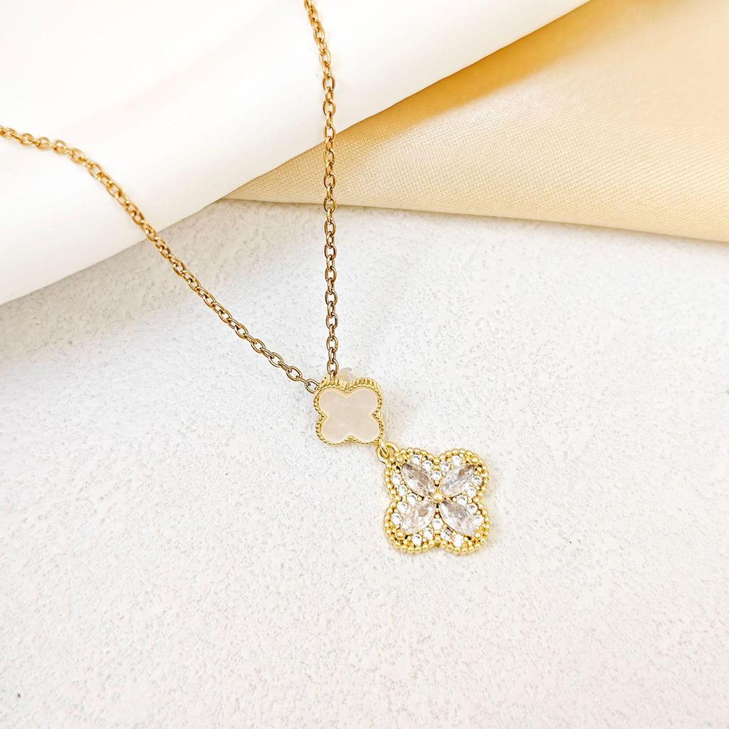 Women's Gold-Plated Copper Necklace: Luxury Fu Lu Pendant Clavicle Chain - Versatile Fashion Accessory