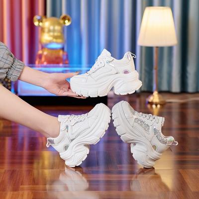 Obuwie damskie – Sneakersy