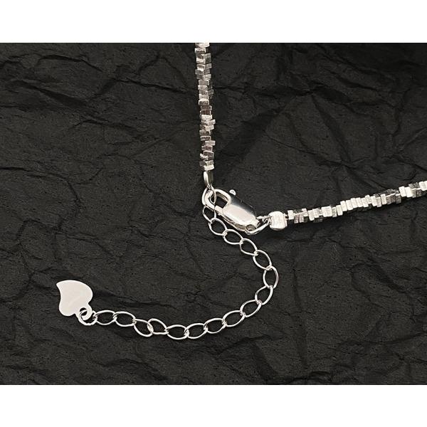 Four Corners Broken Green Square Pearl Necklace Clavicle Chain Niche Forest Series Fresh Sparkling