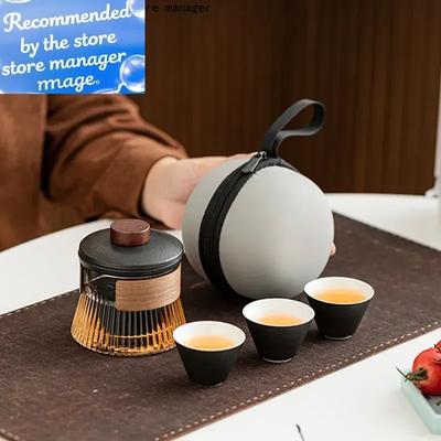Exquisites Keramik Outdoor Reise Teegeschirr Ein Kännchen Drei Tassen Aufbewahrungstasche Set Tragbares Teekannen und Tassen Set Zen Tee-Sieb