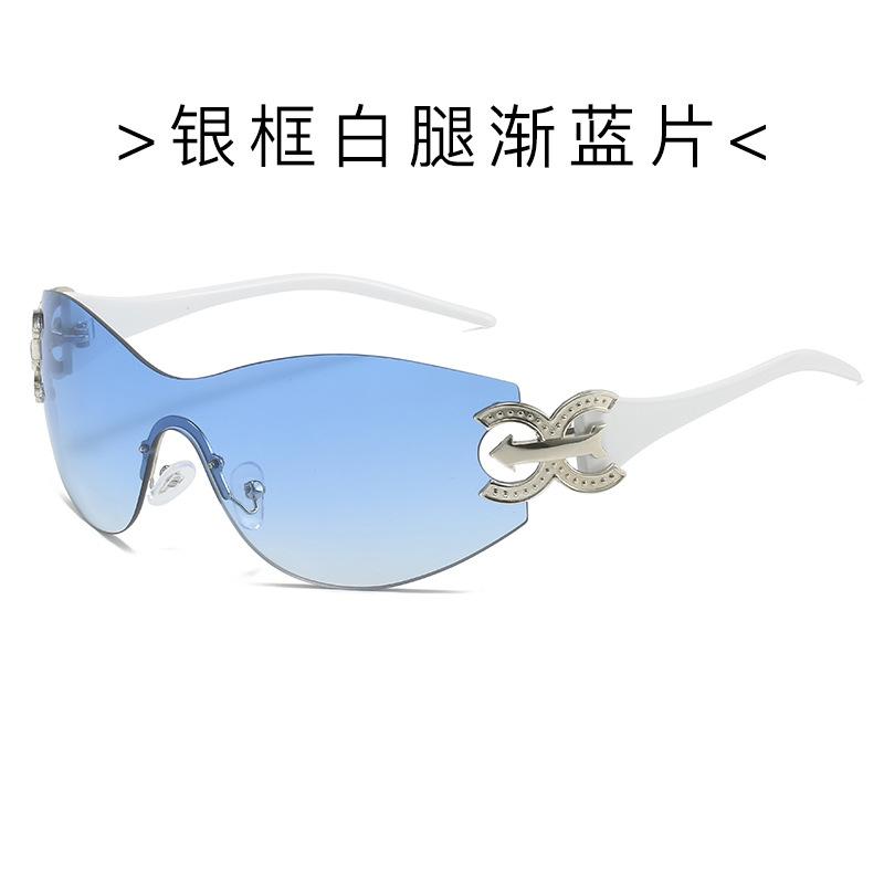 Anti-radiation Internet celebrity sunglasses female, stage performance new retro sunglasses, travel glasses