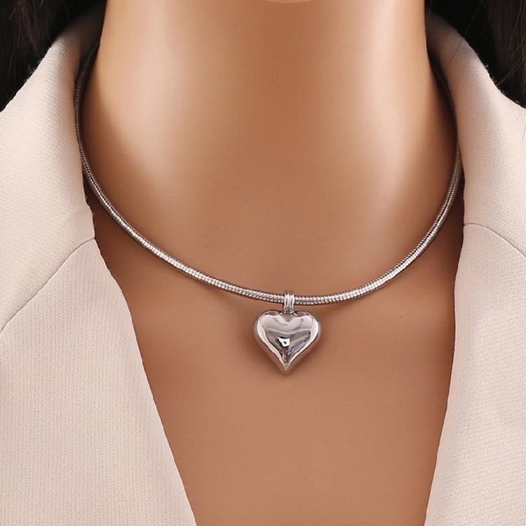 Minimalist Heart/Sphere Pendant Necklace Sophisticated Clavicle Chain Handmade Accessory for Casual Or Party Wear