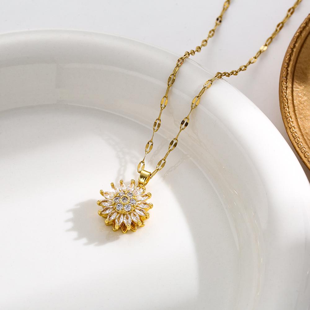 Rotatable Sunflower Pendant Necklace U Geometric Titanium Steel Light Luxury