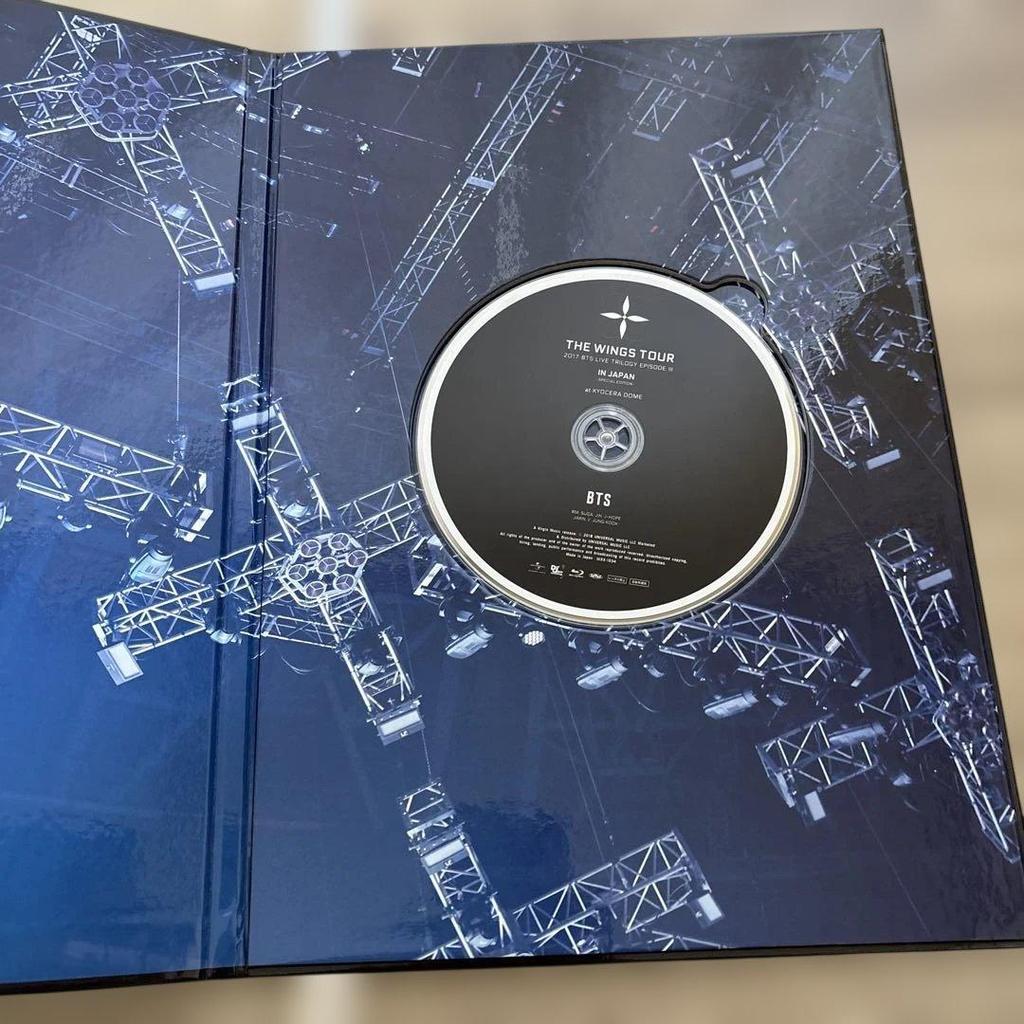 [USED] 2017 BTS THE WINGS TOUR IN BTS Blu-ray