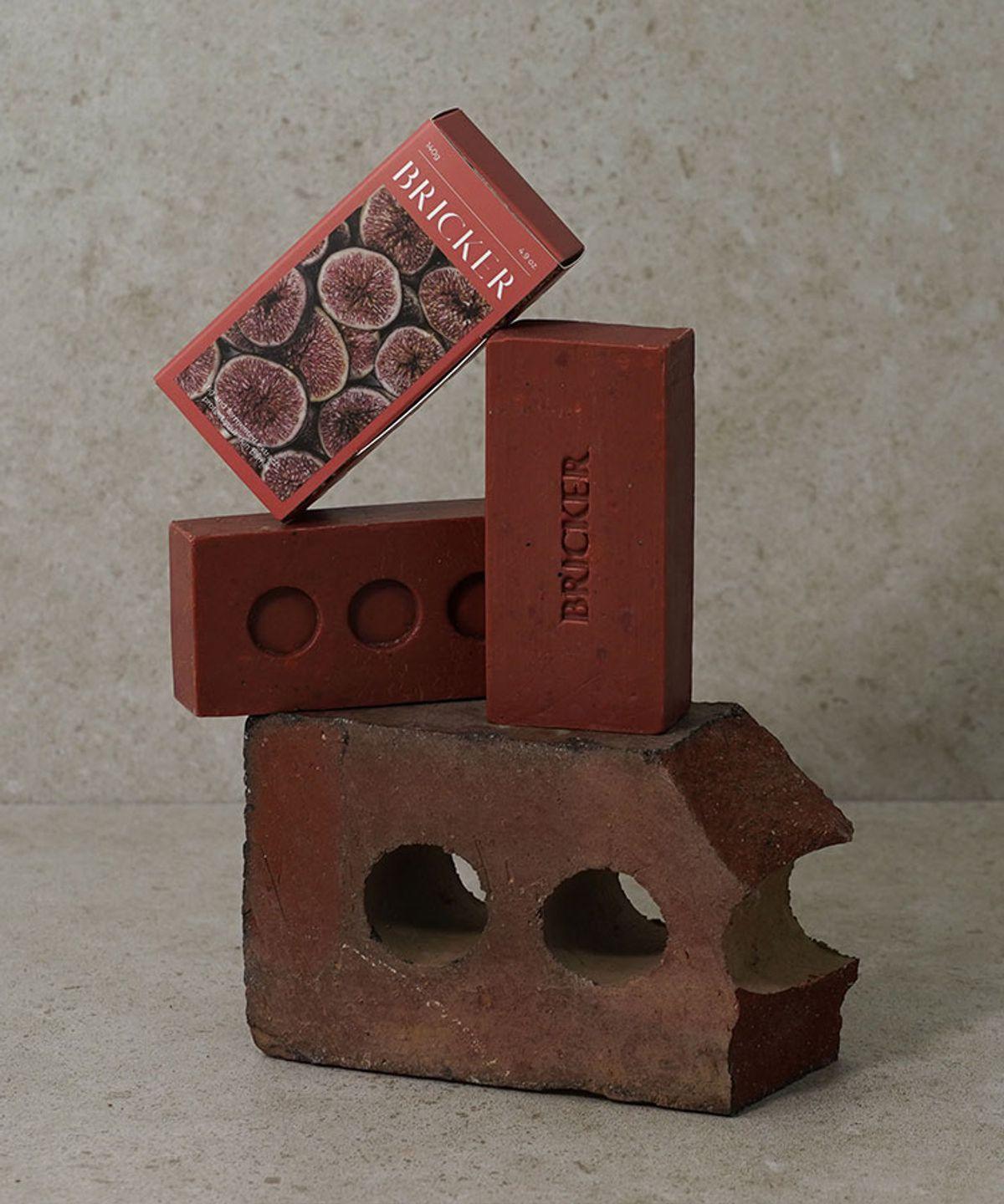 Bricker Piggy Houttuynia cordata CP Natural Soap 140g (Fig Solid Pack) 2 Pieces