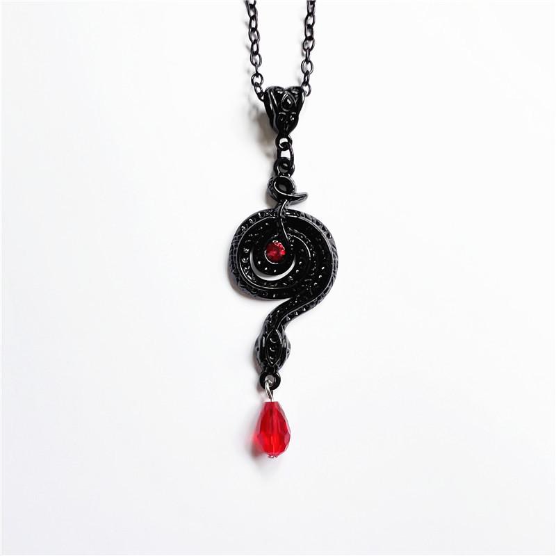 Gothic Black-tailed Snake Necklace - Mysterious Gift Jewelry