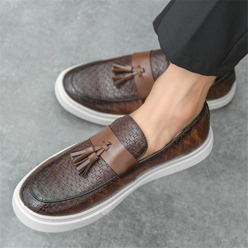 New Luxury Designer Men's Knit Pattern Tassels Loafter Leisure Platform Shoes Male Walking Dress Wedding Footwear Zapatos Hombre