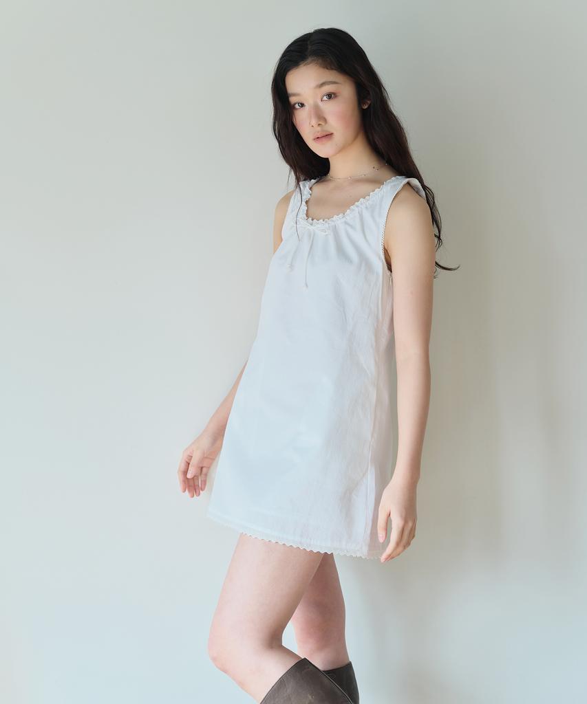 Hombadittingjeu Lace Sleeveless Dress (White)