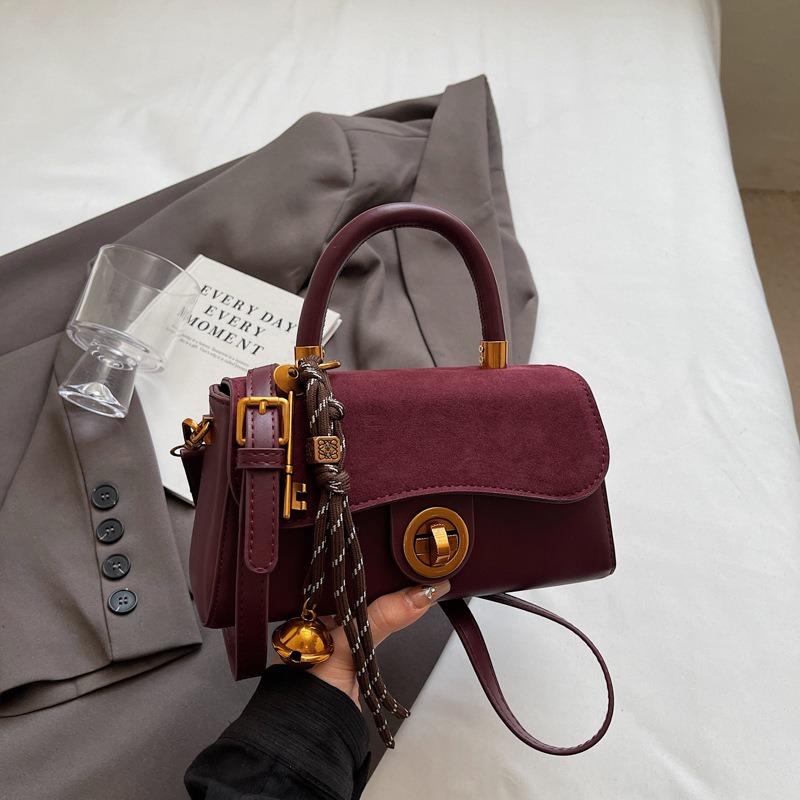 Premium Maillard handbag bag women's autumn retro red shoulder bag commuter messenger small square bag