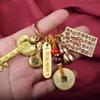 Portofele pentru mărunțiș, cleme și brelocuri – Brelocuri