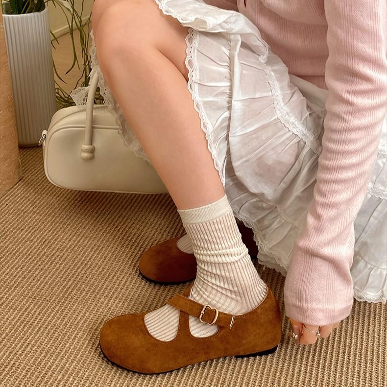 Retro Fairy Wind Yellow Flat Bottom Shallow Mouth Single Shoes Female Summer 2025 New with Skirt Inner Height Increase Mary Jane Shoes