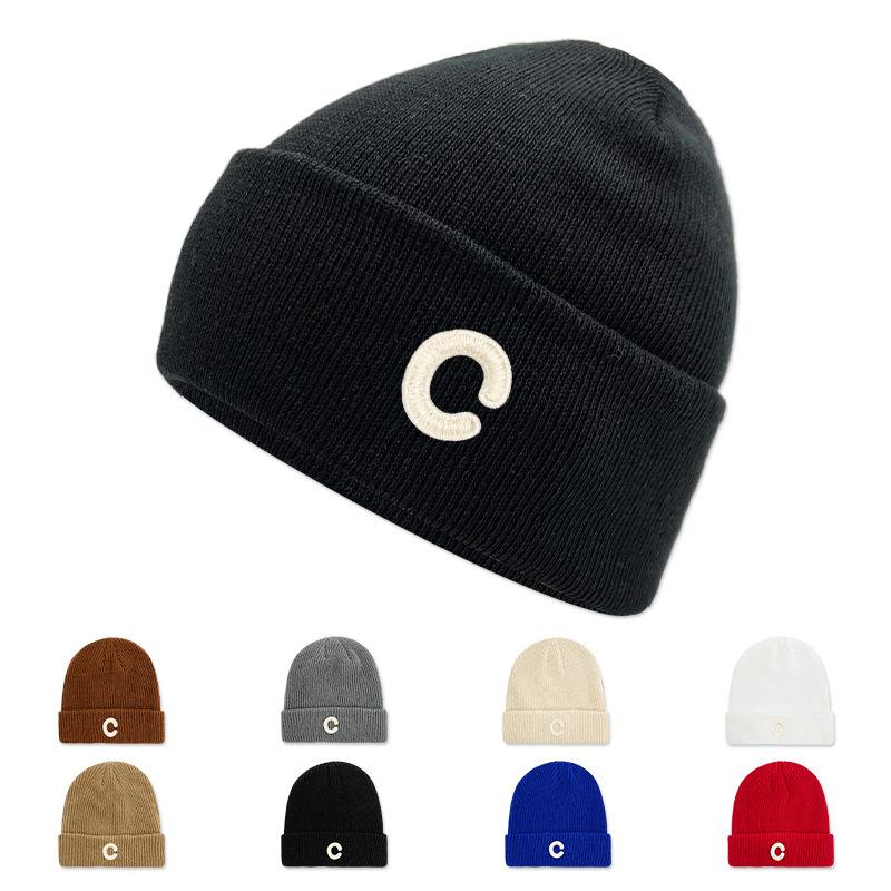

Осень и зима однотонная вязаная шапка с буквой C мужская легкая доска универсальная шерстяная шапка женская уличная ветрозащитная холодная шапка average size (56cm~ 58cm)