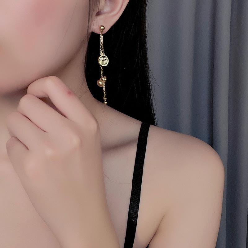 

Earrings Women s Long Tassel Retro Temperament Stud Earrings