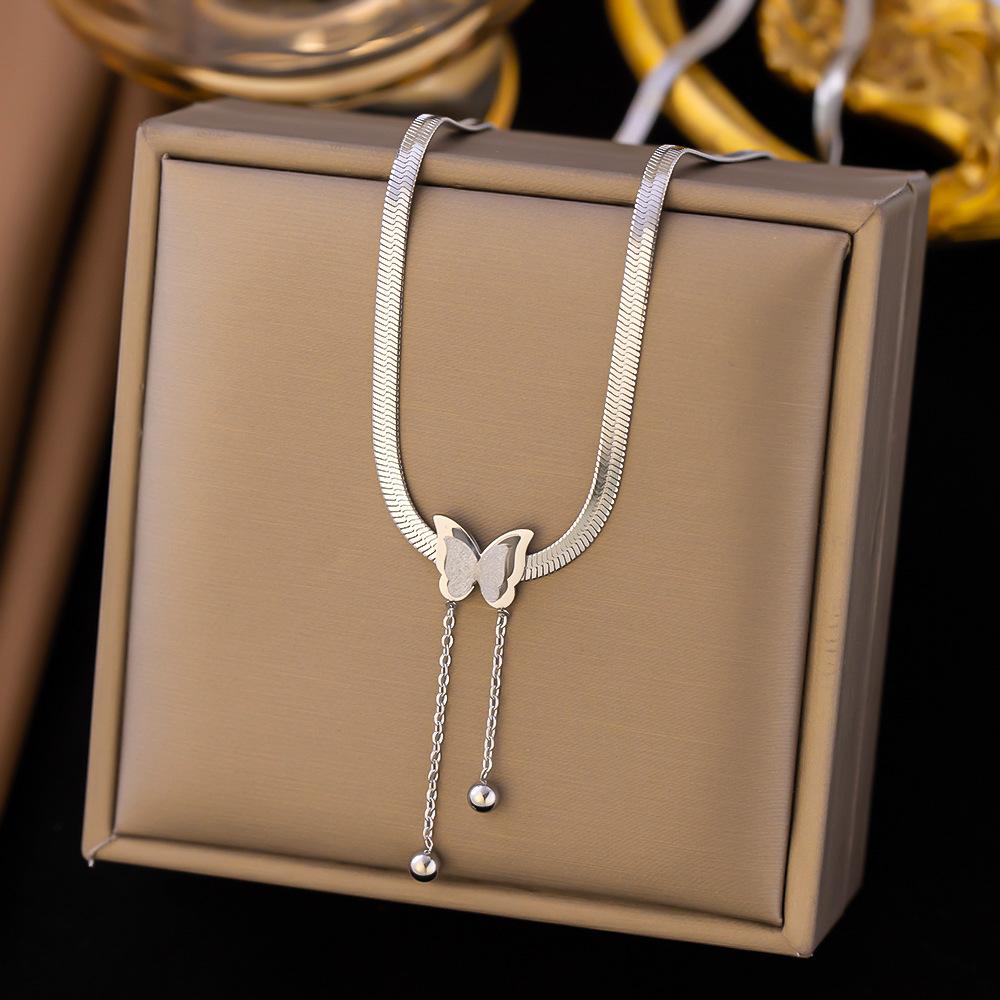 Wielowarstwowy Vintage Naszyjnik Motylkowy Dla Kobiet Kolor Złoty Stal Nierdzewna 316L Łańcuszek Żmijka Zawieszki Choker Prezent