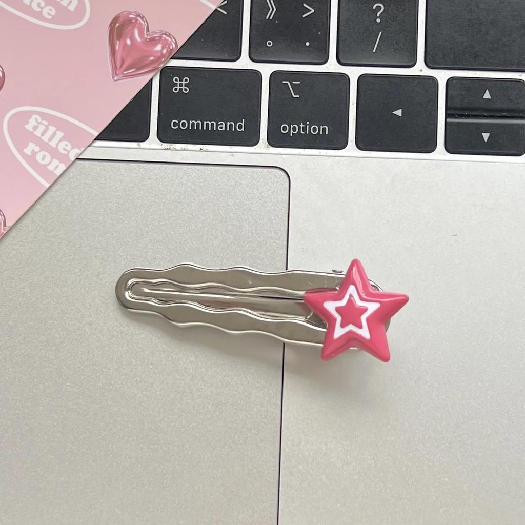 Nowa koreańska różowa spinka do włosów w gwiazdki dla kobiet Y2K słodka fala metalowa spinka wsuwka dziewczyna urocze akrylowe akcesoria do włosów