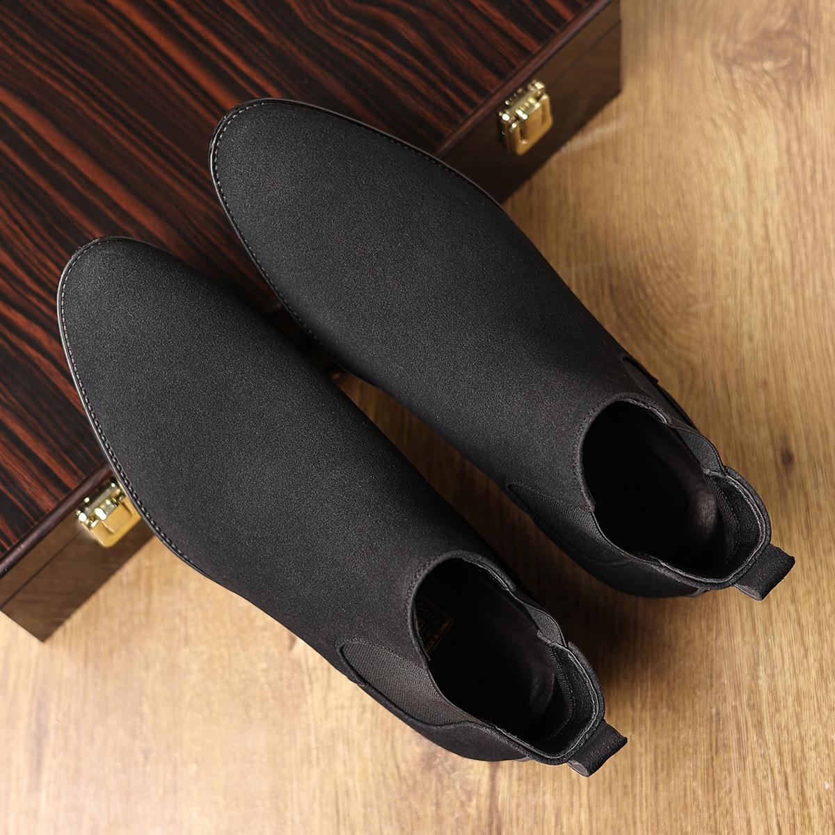 

Foreign trade high-end men s casual leather boots British style pointed Chelsea boots trendy fashion overalls men s shoes 48 чёрный