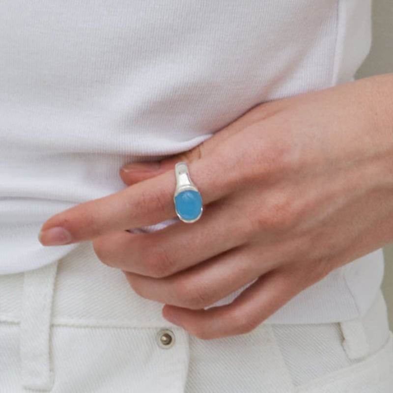 FLIT LUMP OF BLUE STONE RING