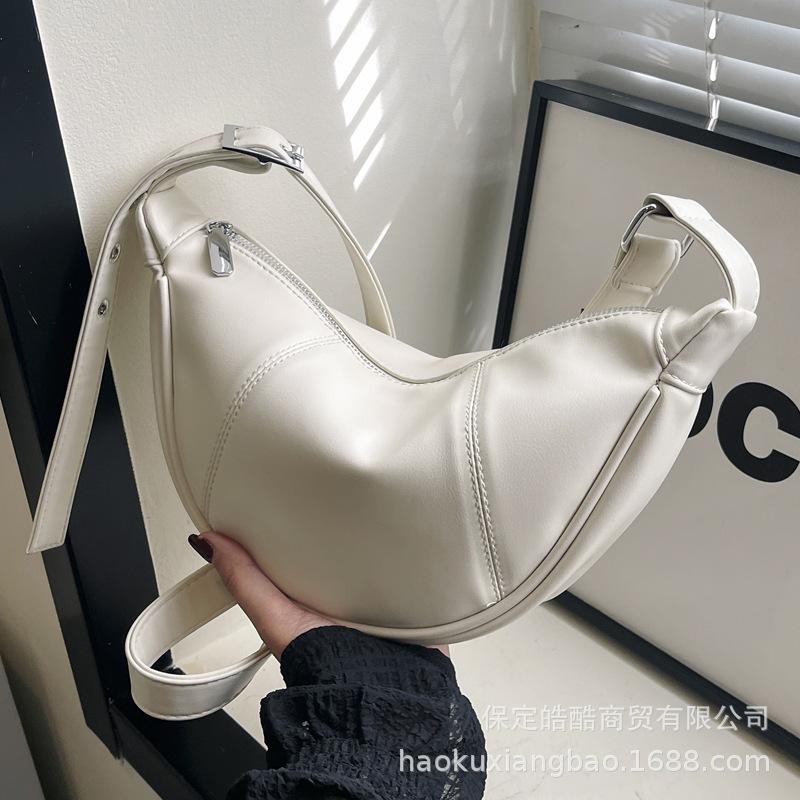 Premium Texture Bag Women's Large Capacity 2025 New Niche Design Spring and Summer Shoulder Messenger Bag Commuter Dumpling Bag