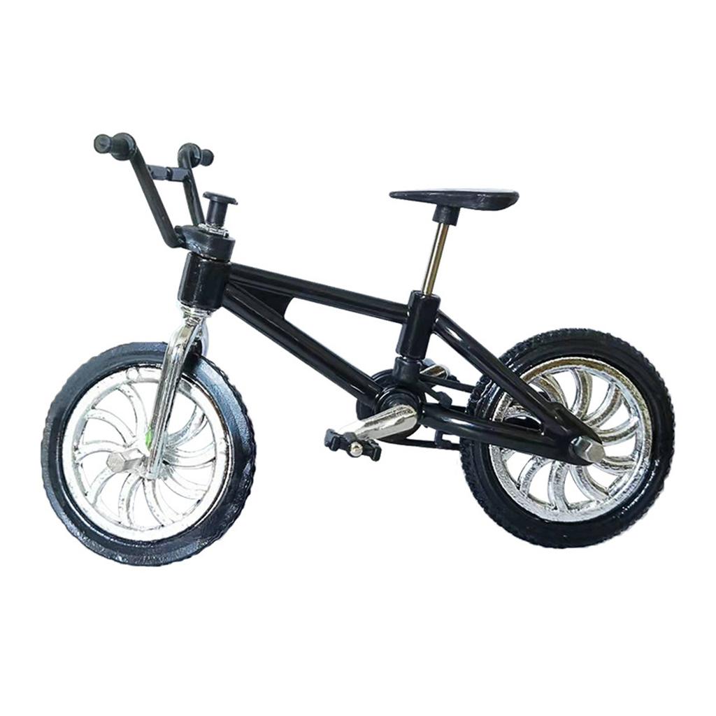 Kreativní sada mini prstových hraček Finger Skateboard/Finger Bike Hračka s botami Košile Finger Scooter Hračka pro děti pro dospělé Favor