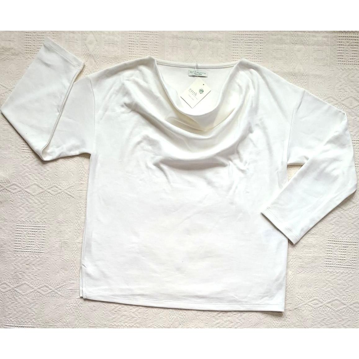 New with tag earth music&ecology drop shoulder dolman cut and sew white