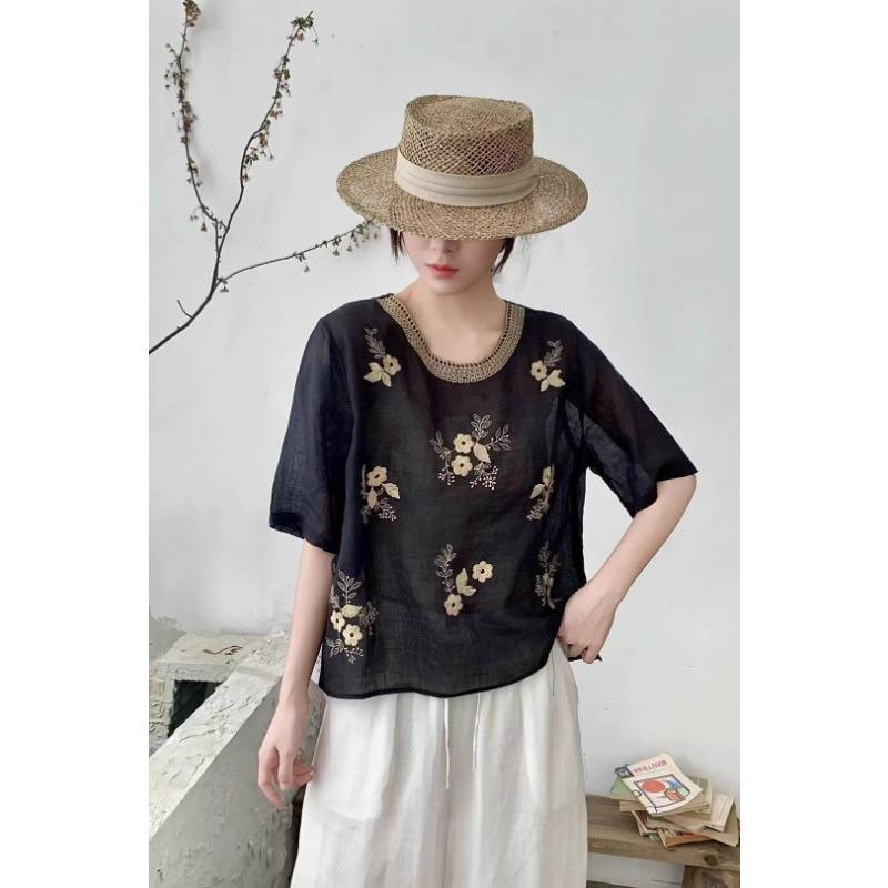 Women Floral Embroidered Round Neck Half Sleeve Linen Cotton Blend Blouse