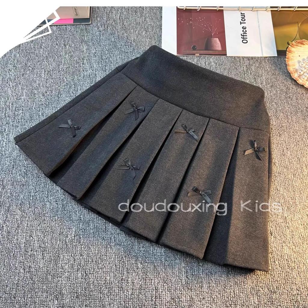 2025 Spring/Fall Girls' Korean Pleated Wool A-Line Skirt - Versatile Short Skirt Pants for Little Girls
