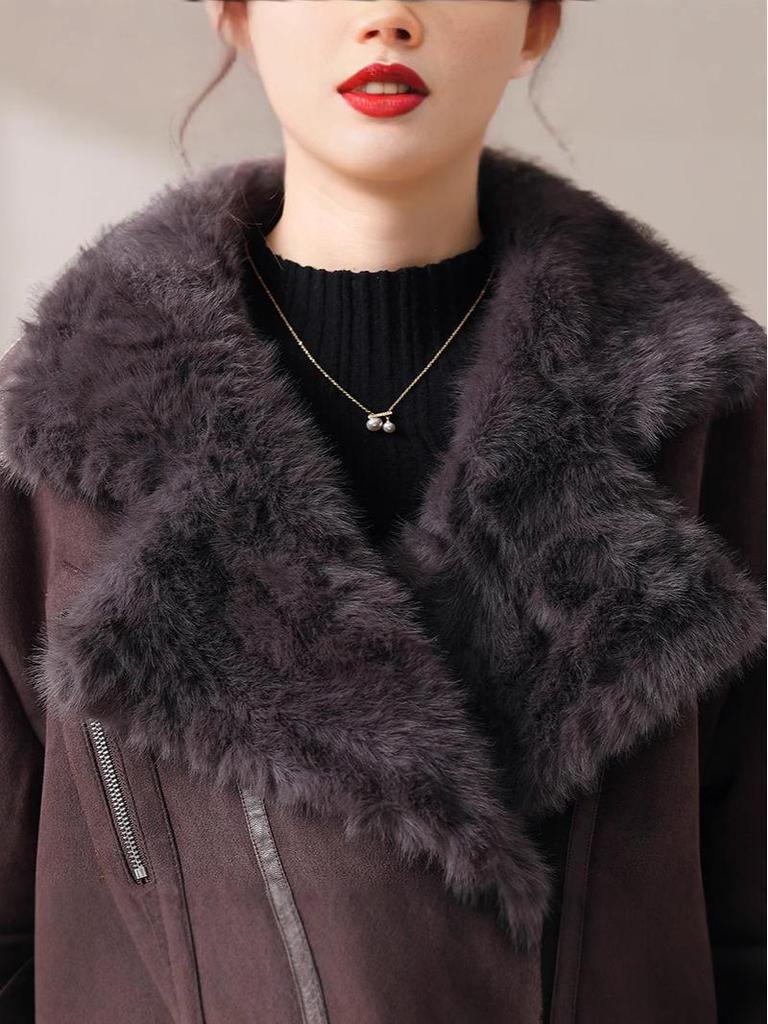 2025 Autumn/Winter New Arrival: Large Lapel Faux Fur Coat for Mid-Aged Women