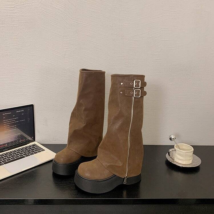 

2025 autumn and winter new boots women s thick soles heightened sweet cool babes small trousers Martin boots high heels high boots 39 коричневый