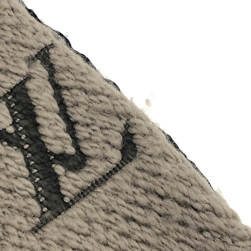 Louis Vuitton M72242 Echarpes Logo Mania Scarf Wool Verone Gray