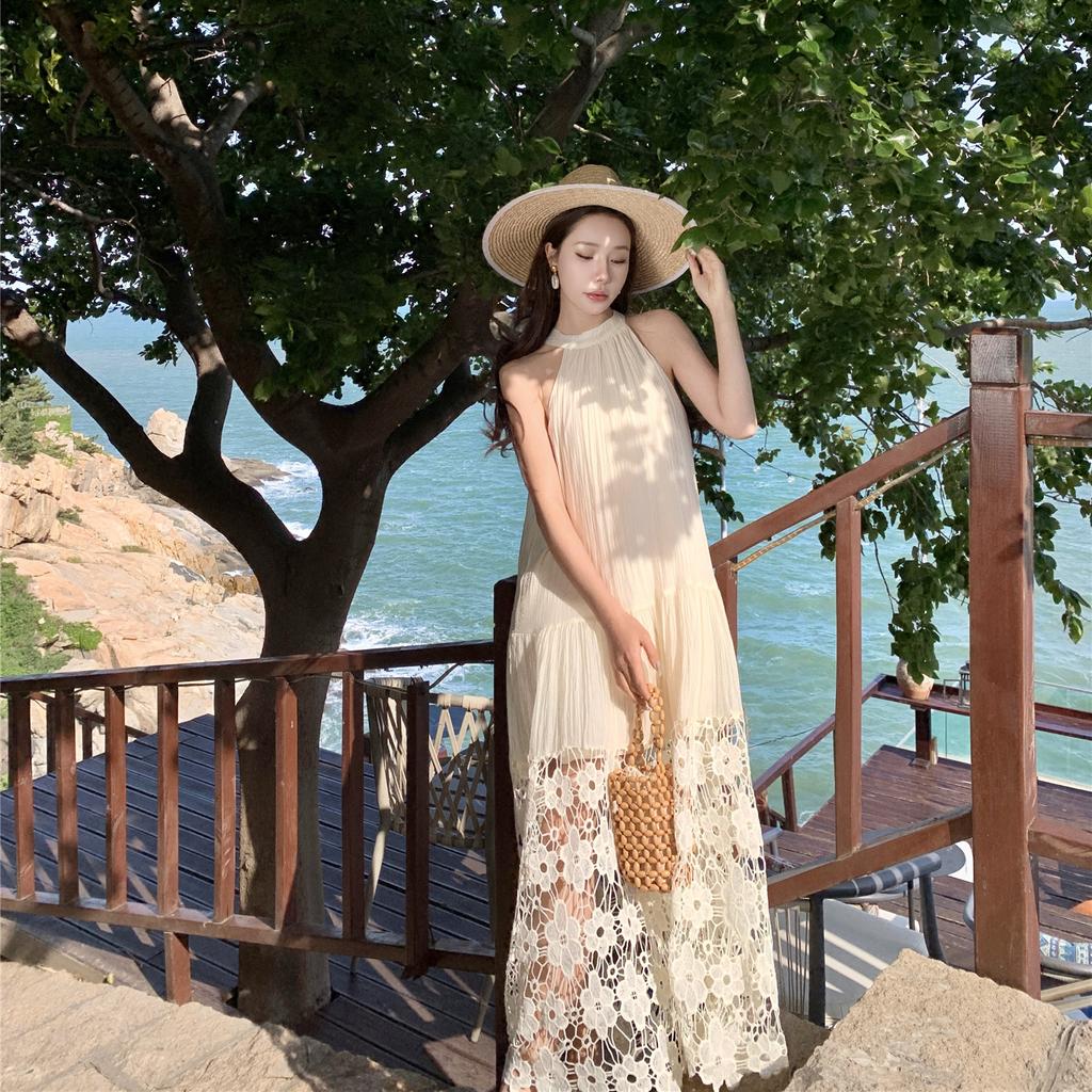 Summer New Apricot Splicing Lace Flower Neck Dress Seaside Vacation Beautiful Sleeveless Pendant Dress