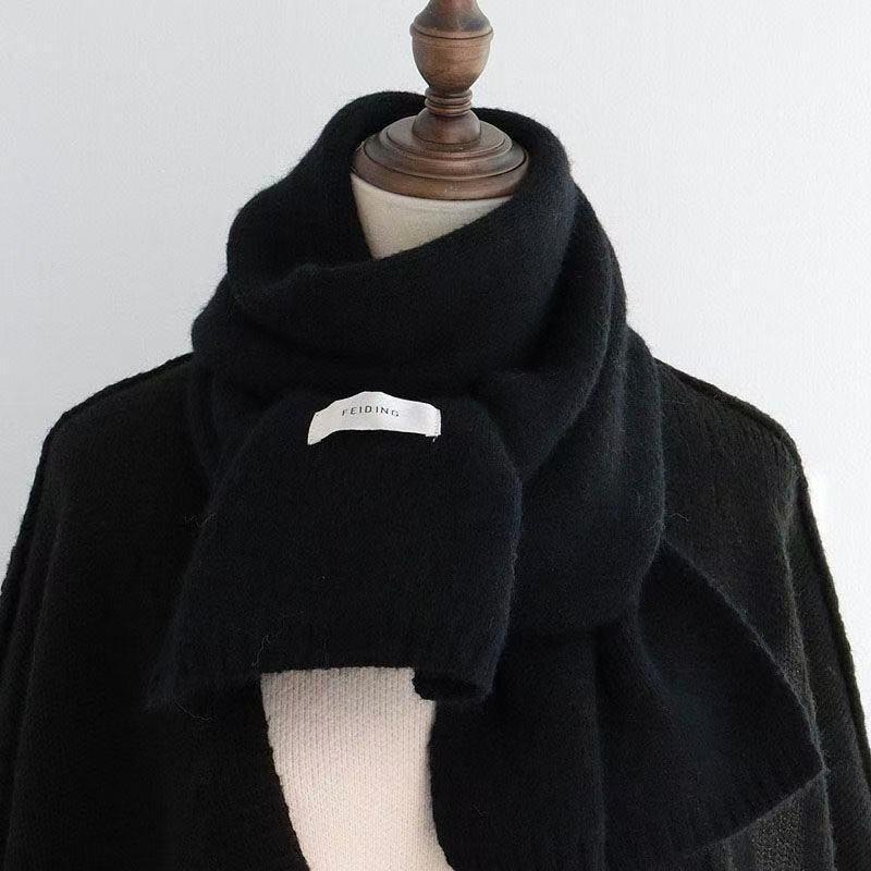 Women's 2025 Korean Style Winter Scarf: Thickened, Knitted, Solid Color, Versatile, and Warm for Students